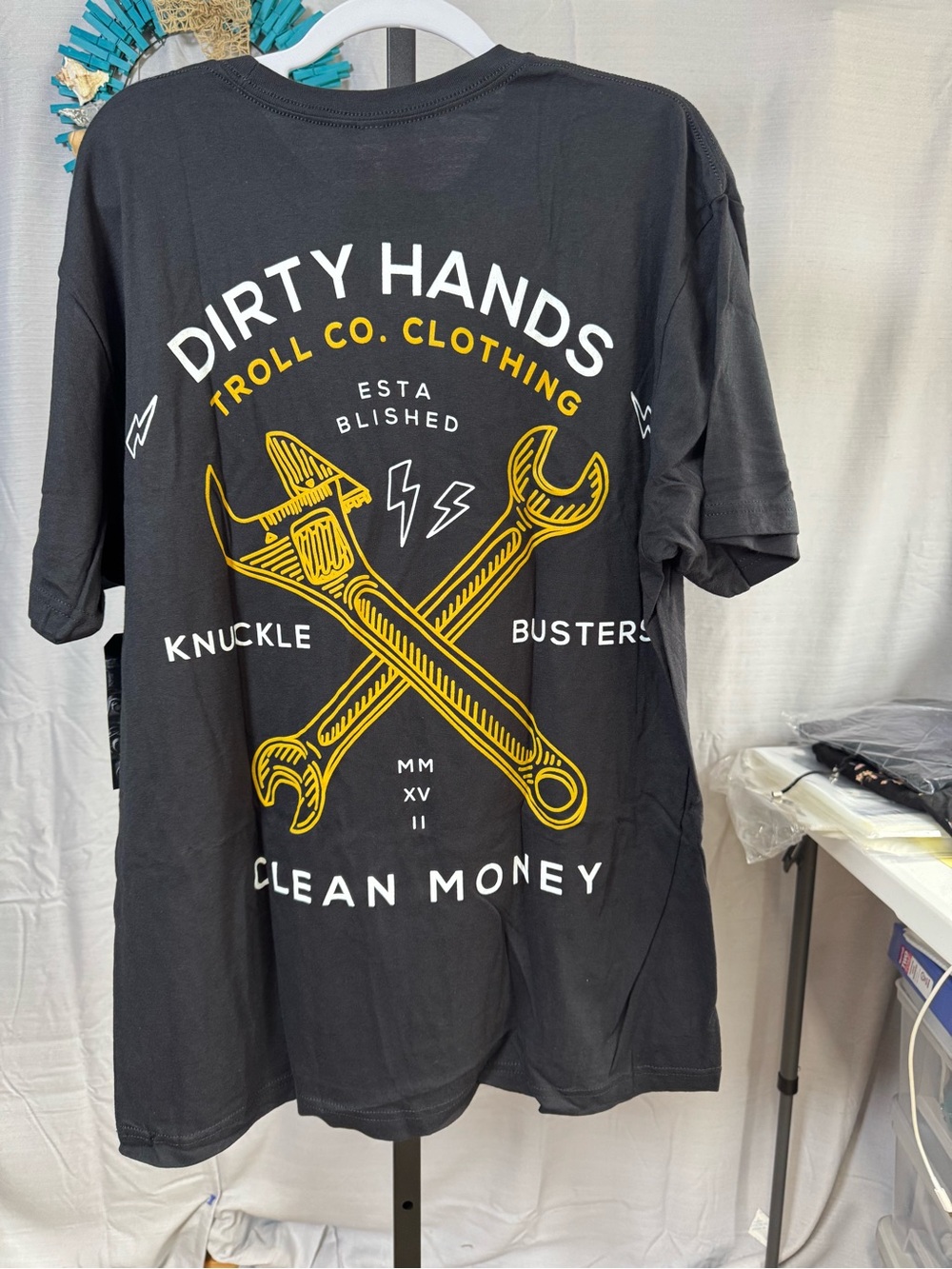 Men's Black Short-Sleeve Graphic Crew Tee - Picture 2 of 7